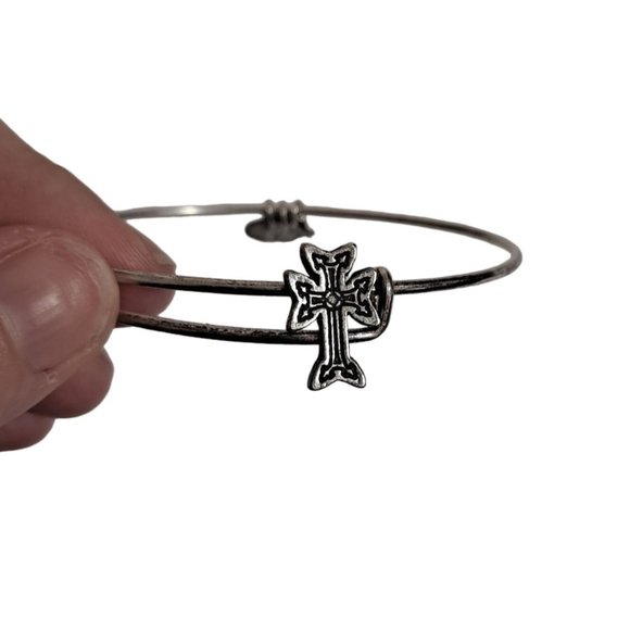 Alex & Ani Bracelet Silvertone Cross Crucifix Expandable Bracelet Cuff Bangle - Picture 1 of 4